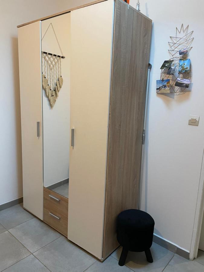 Apartment Lo *